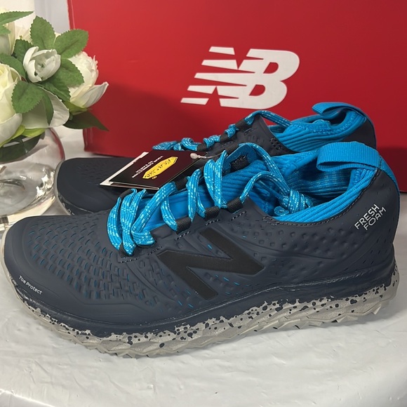 NIB - New Balance Women’s Fresh Foam Hierro v3 Trail 'Thunder Blue' - Size 6.5 - Picture 8 of 15